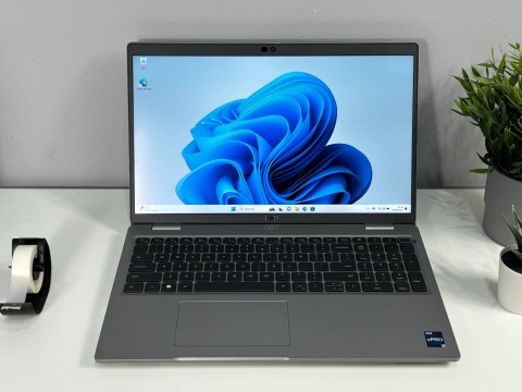 Dell Latitude 5530, i7-1255u, 16GB RAM, DYSK 500GB SSD, INTEL, FHD, Windows 11 Pro
