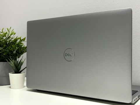 Dell Latitude 5530, i7-1265u, 16 GB RAM, DYSK 500 GB SSD, INTEL, 4K, Windows 11 Pro
