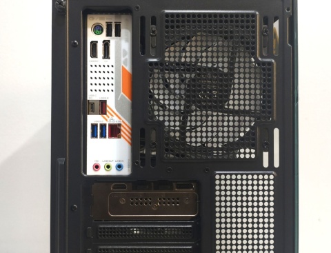 Komputer ZAR-KOM ProGamer AMD Ryzen 7 9800x3D RTX 5070 1TB NVMe 32 GB RAM Windows 11 Pro