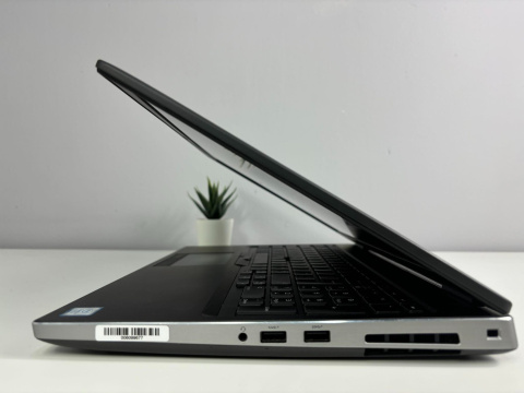 Dell Precision 7540, i5-9400H, 16GB RAM, DYSK 240GB SSD, INTEL, FHD, Windows 11 Pro Dell Precision 7540, i5-9400H, 16GB RAM, DYSK 240GB SSD, INTEL, FHD, Windows 11 Pro