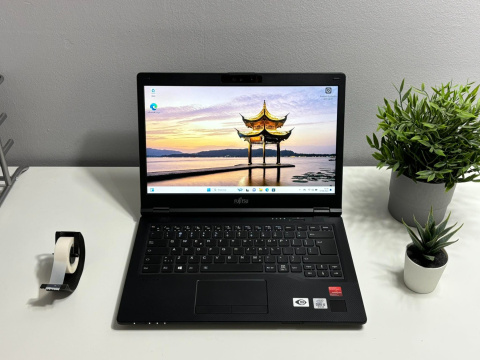 Fujitsu LIFEBOOK E5410, i3-10110u, 8 GB RAM, 256 GB SSD, FHD, Windows 11 Pro