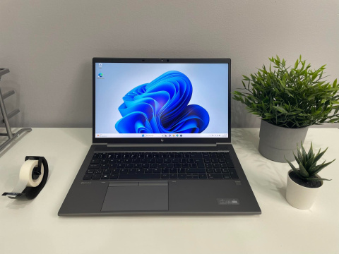 HP ZbooK Firefly 15 G8, i7-1165G7, 16GB RAM, DYSK 500 GB SSD, NVIDIA T500, FHD, Windows 11 Pro